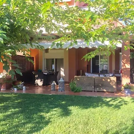 Holiday home Artemis *